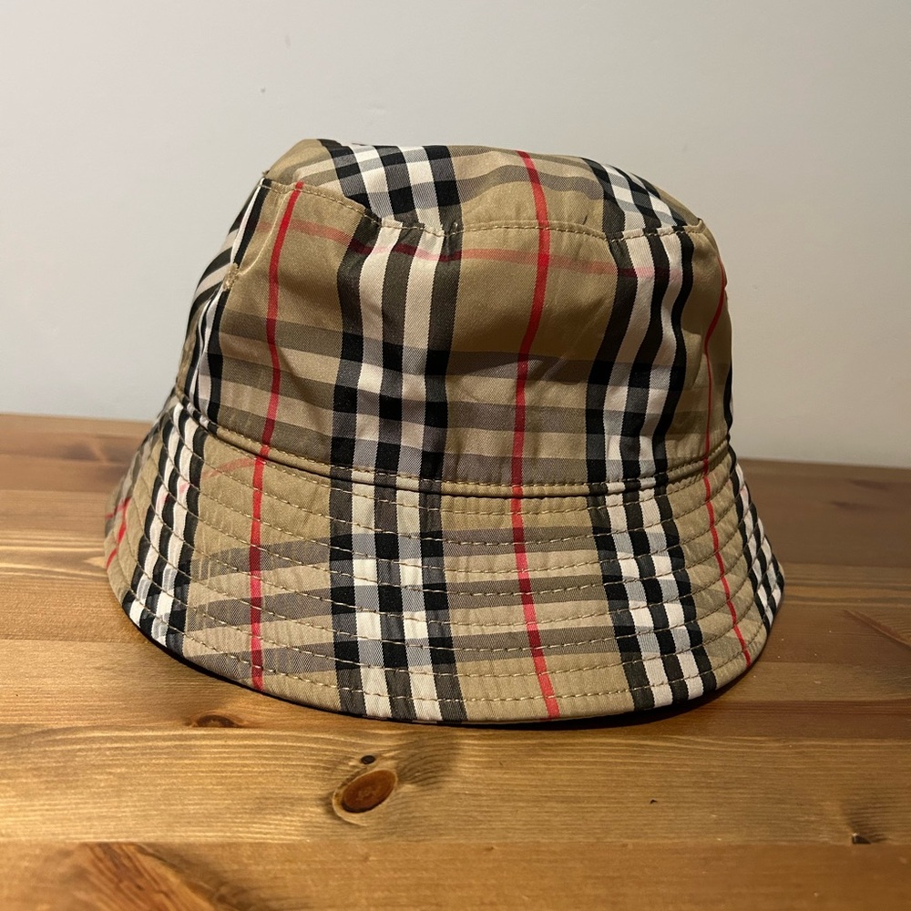 Authentic Burberry London Check print hat. Made in Italy.  Like new.